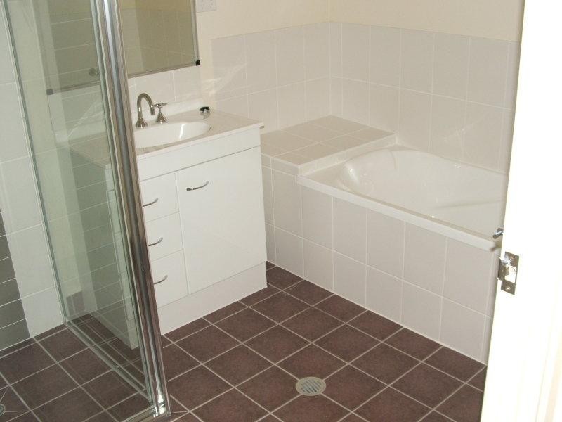 2/43 Santel Drive, Rasmussen QLD 4815