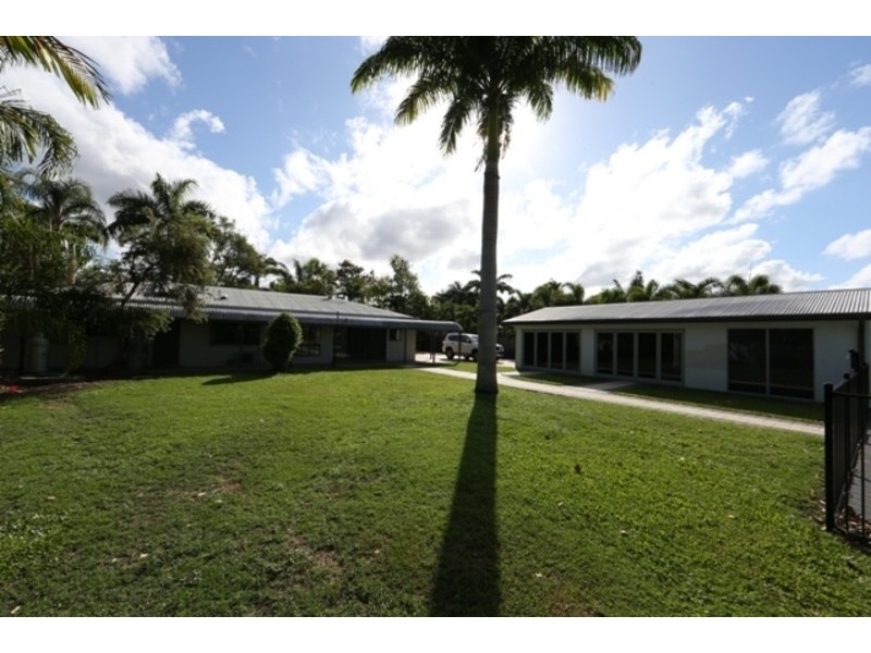 19 Minsky Court, Mount Low QLD 4818