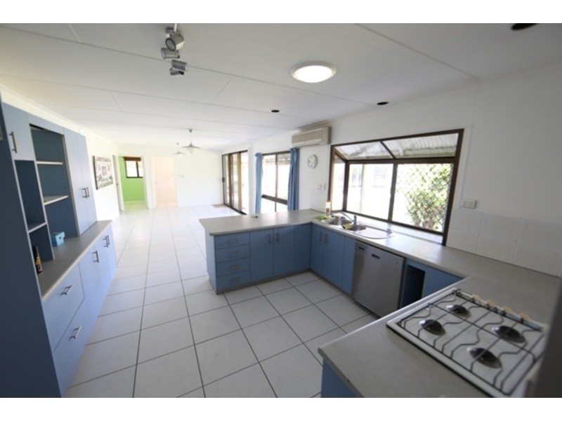 19 Minsky Court, Mount Low QLD 4818