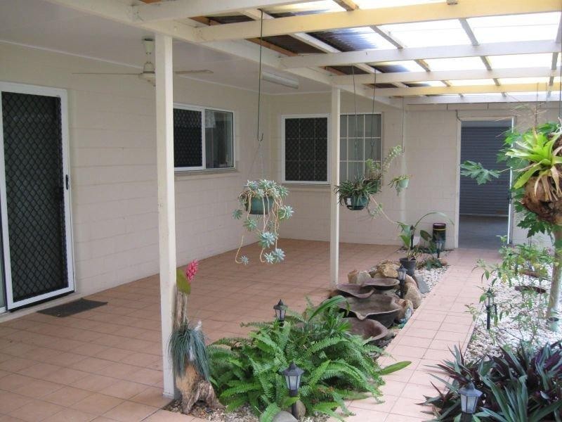 212 Upper Miles Ave, Kelso QLD 4815