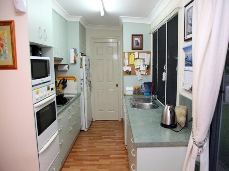 128 Queens Road, Hermit Park QLD 4812