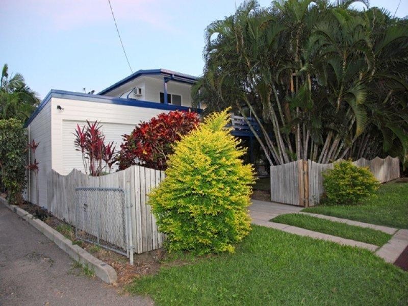 128 Queens Road, Hermit Park QLD 4812