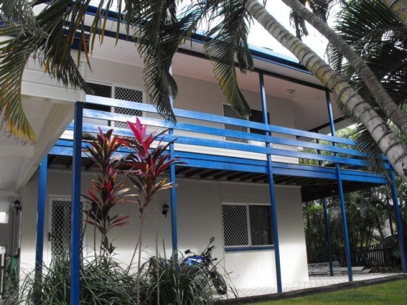 128 Queens Road, Hermit Park QLD 4812