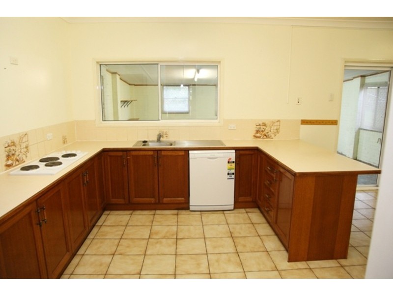 9 Elberry Crescent, Kelso QLD 4815