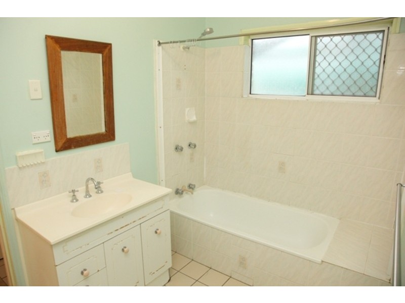 9 Elberry Crescent, Kelso QLD 4815