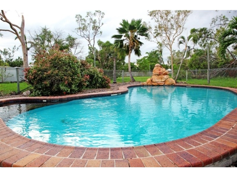 9 Elberry Crescent, Kelso QLD 4815