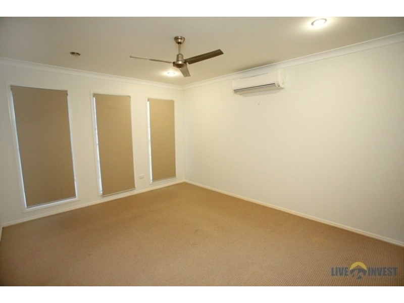 17 Hillock Crescent, Bushland Beach QLD 4818