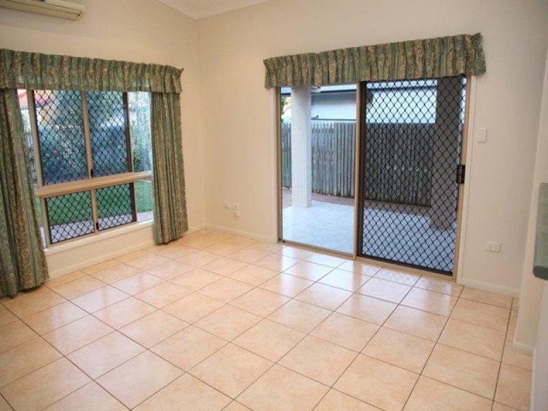 5 Flame Court, Kirwan QLD 4817