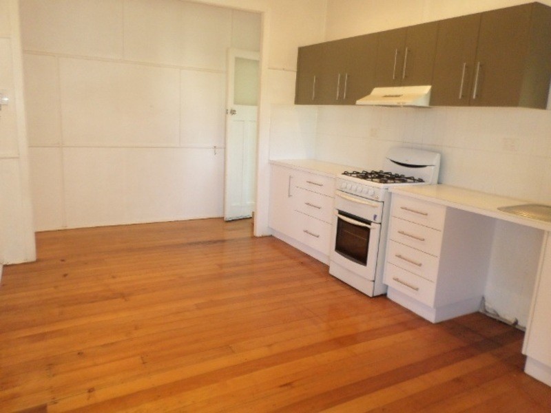 45 Sherriff Street, Hermit Park QLD 4812