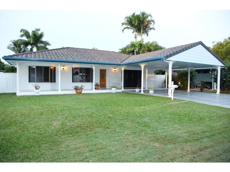 22 Victor Street, Cranbrook QLD 4814
