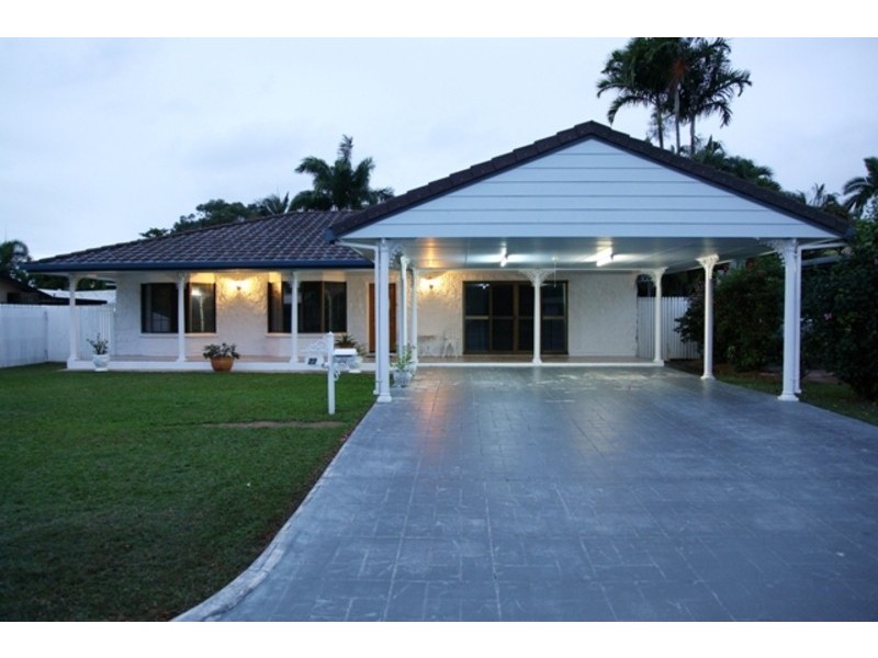 22 Victor Street, Cranbrook QLD 4814