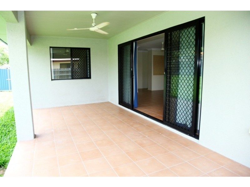 14 Redbank Court, Mount Louisa QLD 4814