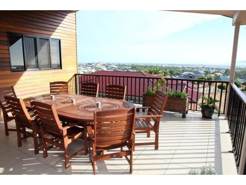 15 Kiandra Place, Mount Louisa QLD 4814