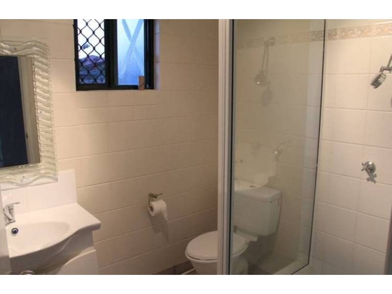 5 Jameson Street, Hermit Park QLD 4812