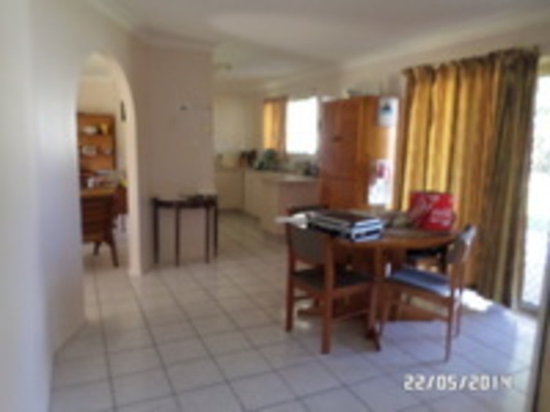 15  Elton Drive, Kelso QLD 4815