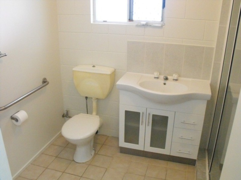 11 Robbins Court, Wulguru QLD 4811