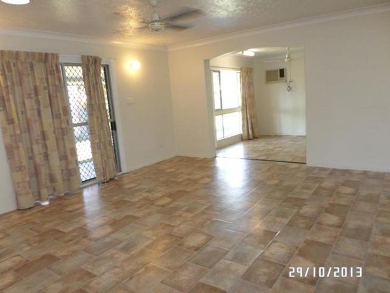 1393 Riverway Drive, Kelso QLD 4815