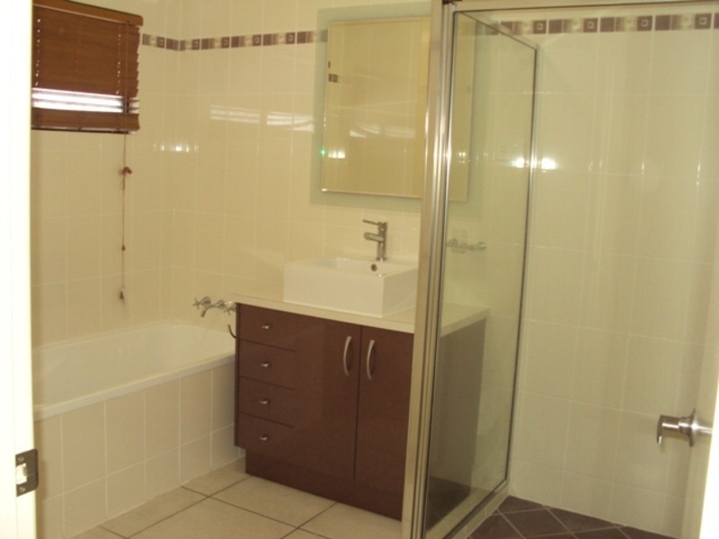 9 Petrie Way, Idalia QLD 4811