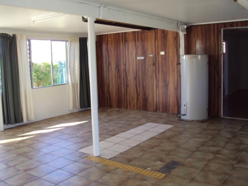 506  Bayswater Road, Mount Louisa QLD 4814