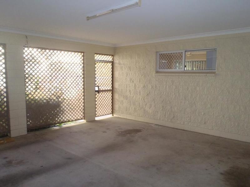 2/93 Hugh Street, West End QLD 4810