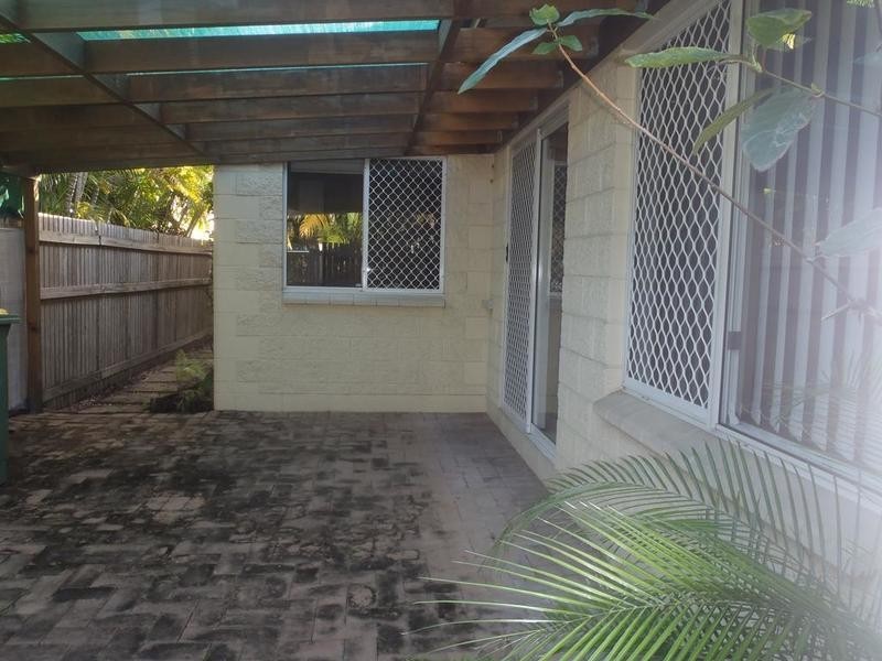 2/93 Hugh Street, West End QLD 4810