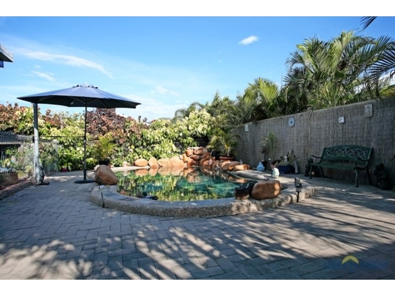 32 Leila Avenue, Rasmussen QLD 4815