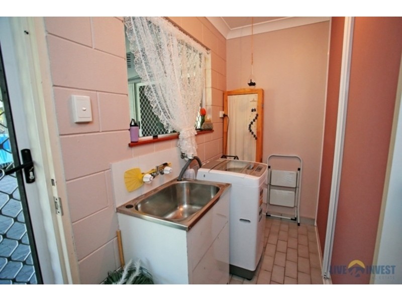 32 Leila Avenue, Rasmussen QLD 4815