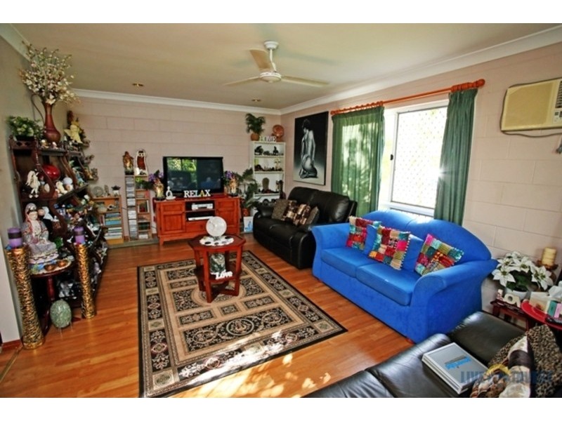 32 Leila Avenue, Rasmussen QLD 4815