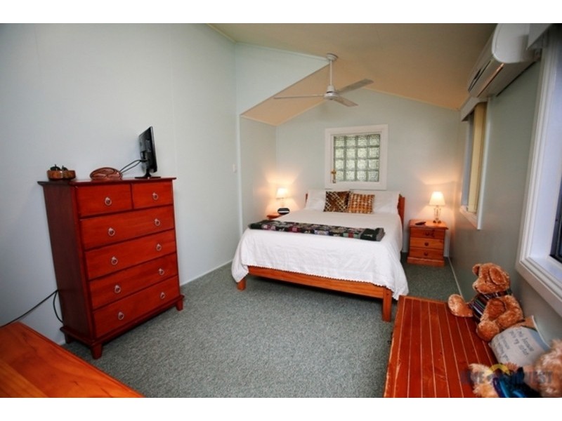 33 Chisholm Trail, Oak Valley QLD 4811