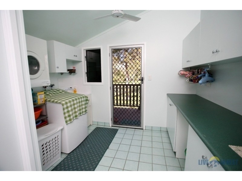 33 Chisholm Trail, Oak Valley QLD 4811