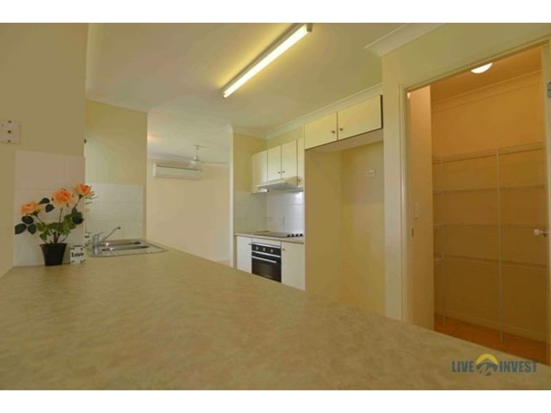 4 Riley Circuit, Kirwan QLD 4817