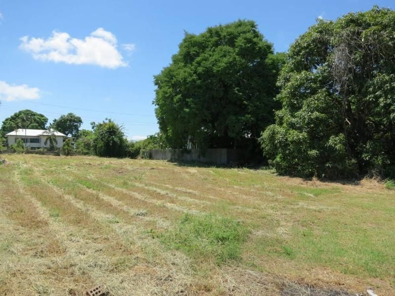 37 Sixth Avenue, South Townsville QLD 4810