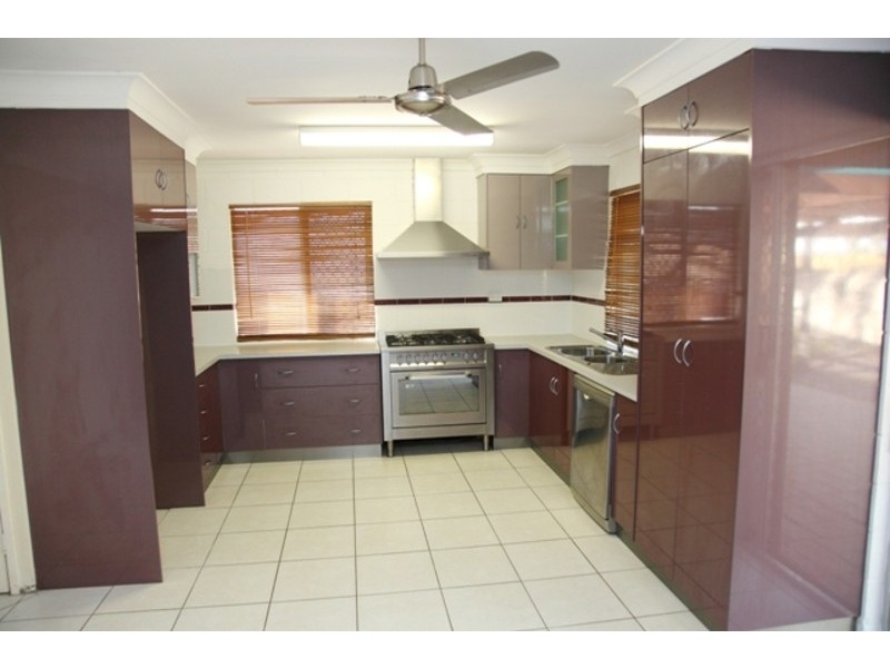 11 Bountiful Court, Thuringowa Central QLD 4817