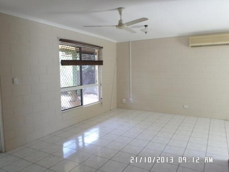 300 Pinnacle Drive, Rasmussen QLD 4815