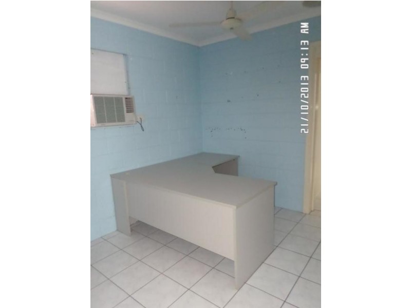 300 Pinnacle Drive, Rasmussen QLD 4815