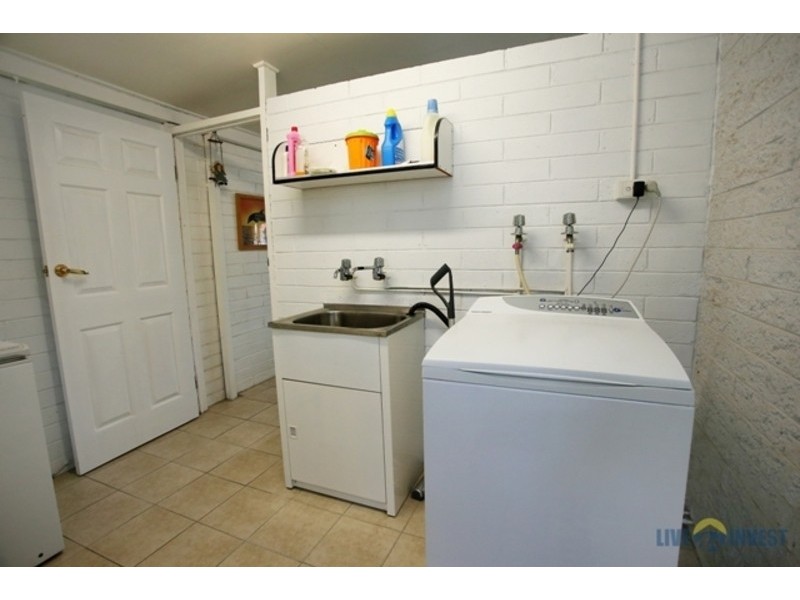 24 Alsop Drive, Heatley QLD 4814