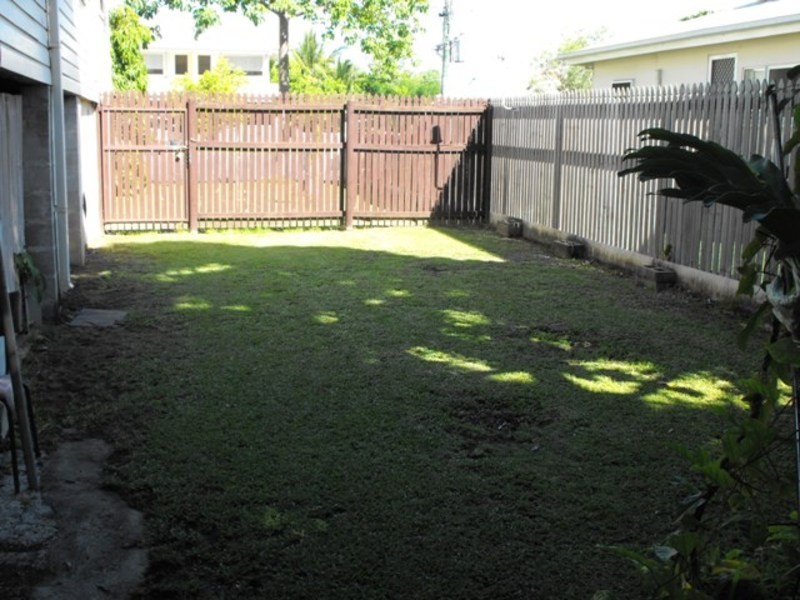 45 Davidson Street, South Townsville QLD 4810