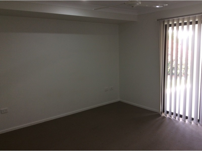 2/45 Margaret Ellen Drive, Kelso QLD 4815