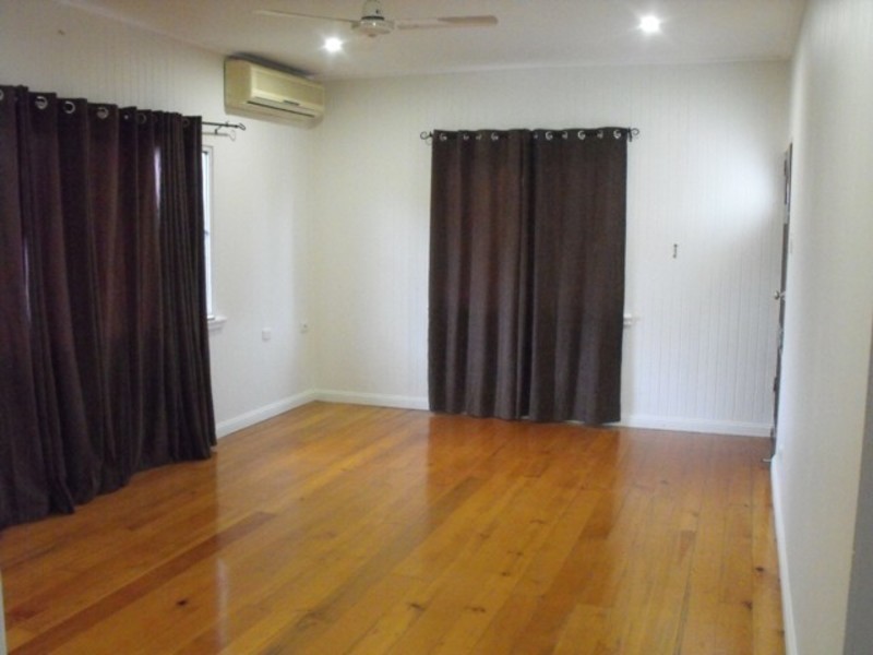 12 Parsons Street, Gulliver QLD 4812