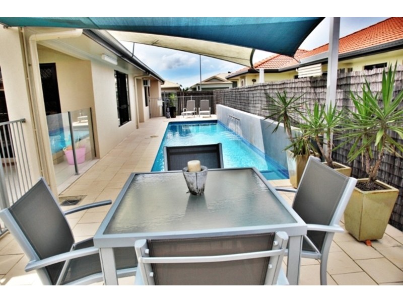 10 Constable Court, Kirwan QLD 4817