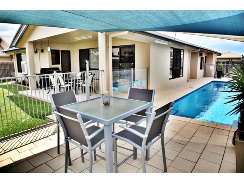 10 Constable Court, Kirwan QLD 4817