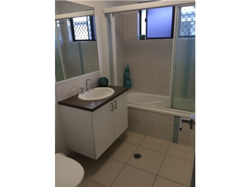 1 Masthead Avenue, Burdell QLD 4818