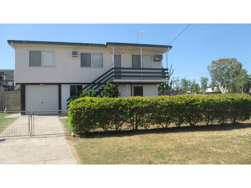 2  Hart Street, Kirwan QLD 4817