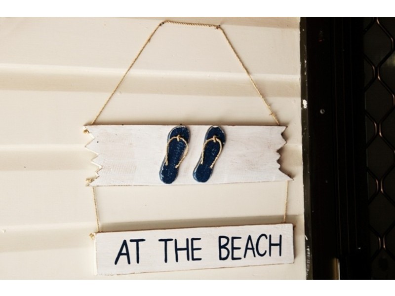 2 Lagoon Crescent, Saunders Beach QLD 4818