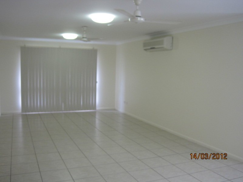 2/43 Santal Drive, Rasmussen QLD 4815
