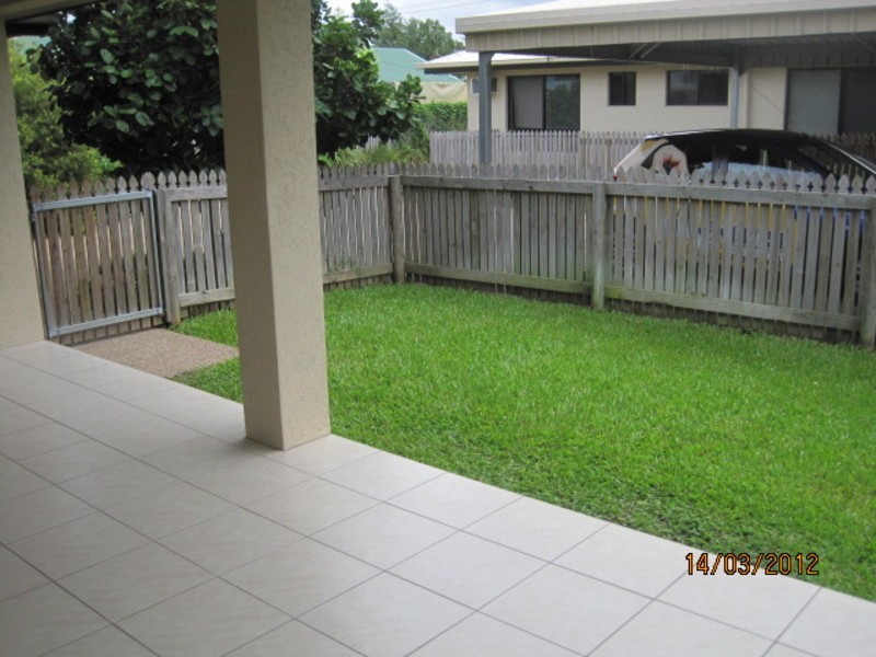 2/43 Santal Drive, Rasmussen QLD 4815