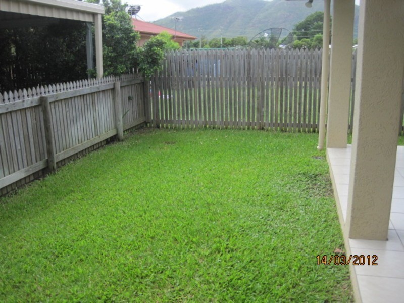 2/43 Santal Drive, Rasmussen QLD 4815