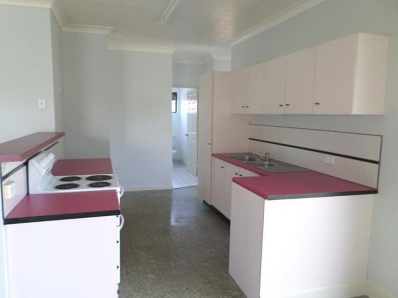 9  Raven Court, Kelso QLD 4815