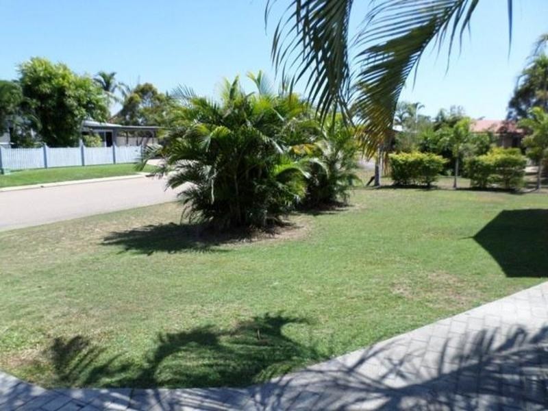 9  Raven Court, Kelso QLD 4815