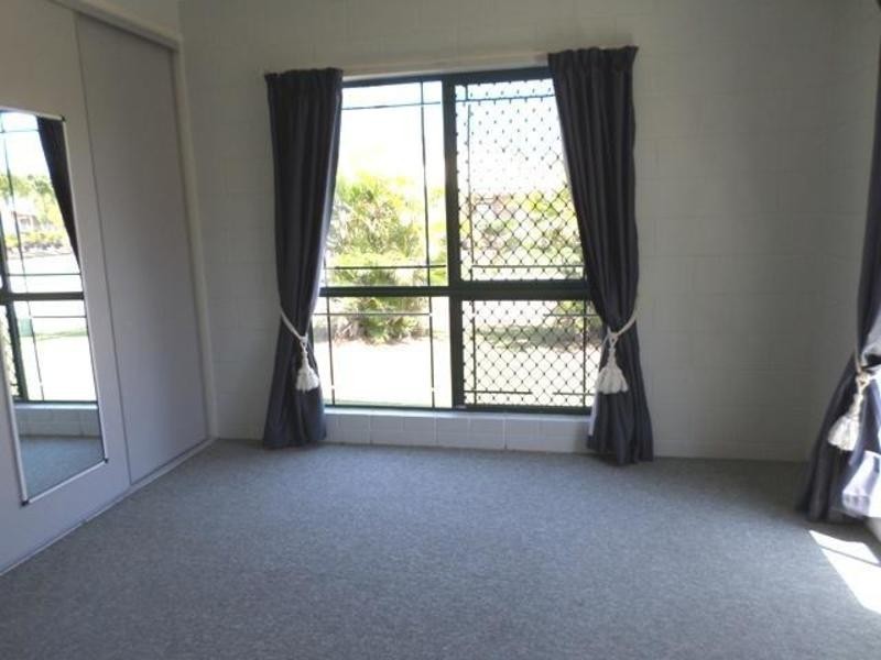 9  Raven Court, Kelso QLD 4815